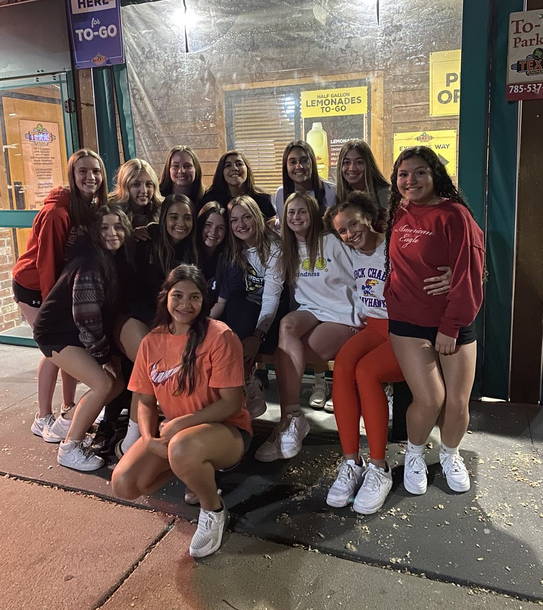 mikyn_h's tweet photo. Not being able to play my final year of volleyball taught me a lot about myself. I embraced a new role of cheering, supporting, and helping coach. Most days were really difficult, but watching the growth of my teammates brought me a lot of joy. I’m so proud of you guys 🫶🏼 #10out https://t.co/iYUAELU4Y1