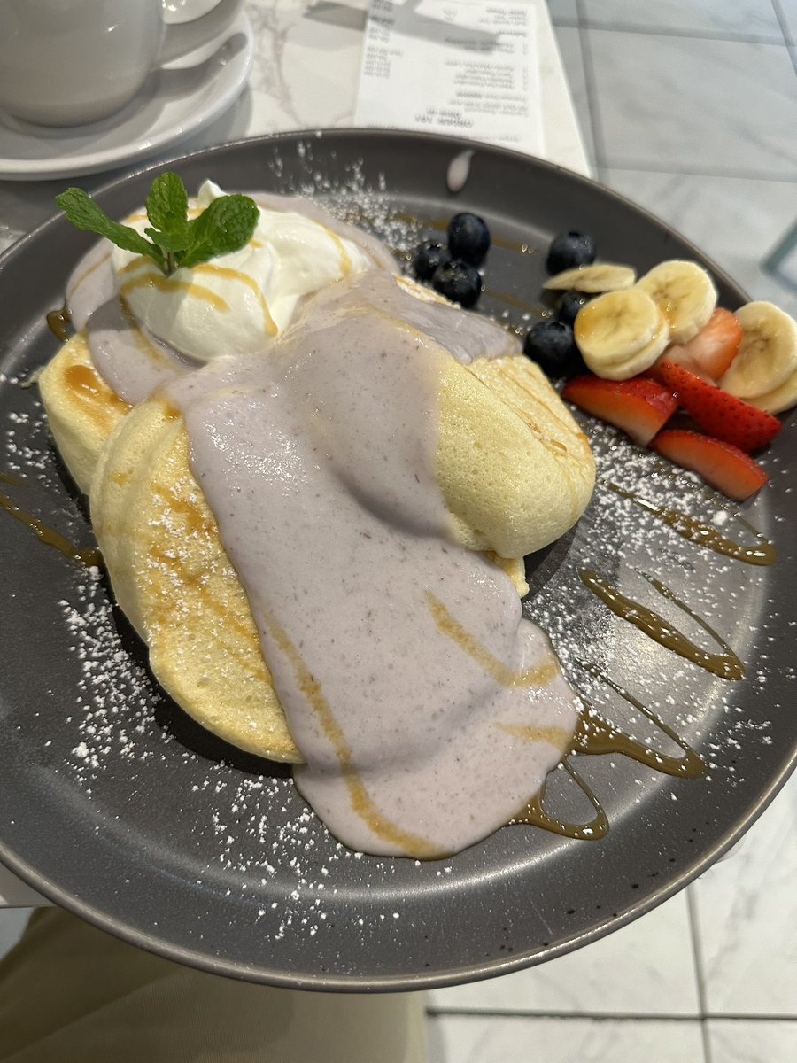 MessiahBrrinter's tweet photo. Japanese pancakes for the bday! (Taro, matcha and Nutella flavors)
   - Yes I had 2 servings 😁(taro and Nutella) https://t.co/cARxomMIra