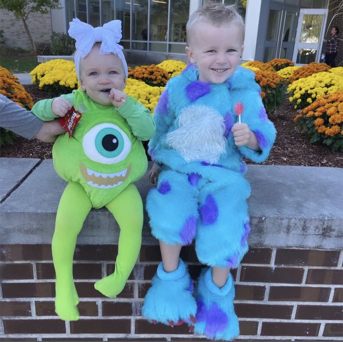 Mason and Harper enjoyed Project Pumpkin this afternoon. Great work, <a href="/rhssgc/">RHS STUCO</a>!!