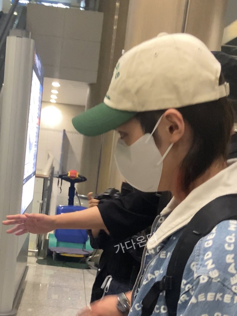 gadaonda's tweet photo. 한국도착 수고했당 https://t.co/3RQFPo2j8P