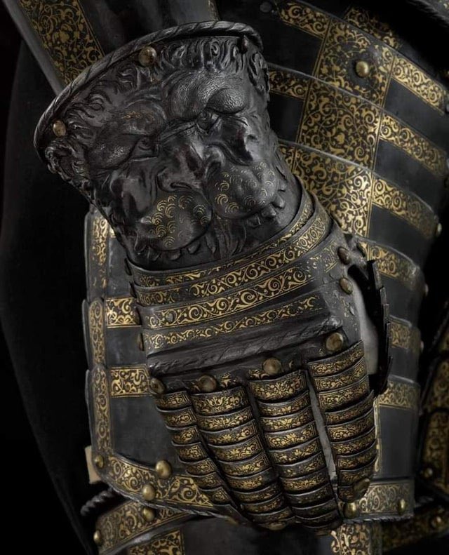 Gauntlet of “Lion” armor of Henry II, king of France, 1550.