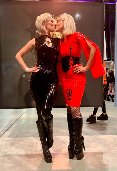 Heute wird nochmal gefeiert, bevor wir uns n&auml;chste Woche im @AsgardBdsm in #Liechtenstein wieder richtig<a href="/tag/liechtenstein"class="tags"><span>#liechtenstein</span></a>