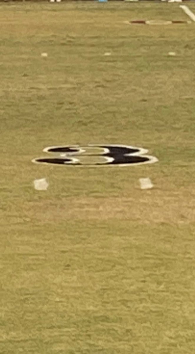 TateTatehanna's tweet image. Thanks to @nanih_waiya for honoring Travis last night!! Class Act!!! #LLT #LL3