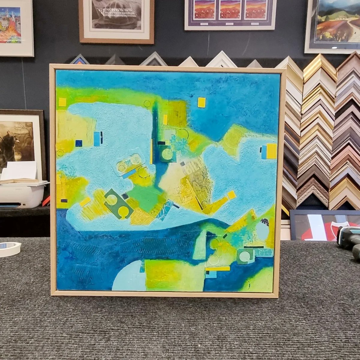 Thanks Kevin @framingpointaberdeen for my latest frames. I'm really pleased that we decided on this oak tray frame for this particular painting.

#artforyourhome #collageabstract #collage #contemporaryartist #colourfulpaintings #artforyourhome #originalartwork  #buyoriginalart