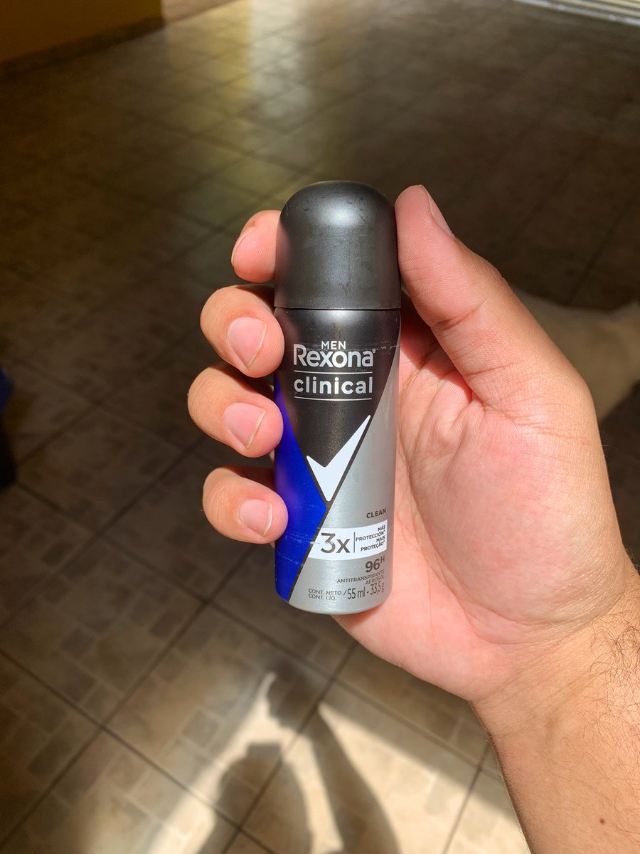 drymartinijr's tweet photo. finalmente poderei mandar nude com o desodorante ao lado do pinto

obrigado, rexona https://t.co/VIJlCaDHR7