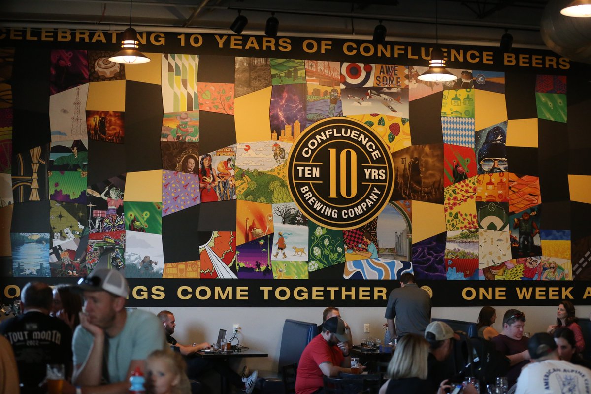 ConfluenceBrew's tweet photo. Thank you DSM for helping us celebrate our 10th anniversary yesterday! The weekend-long party continues today with music by Jeff and the Effects, The Sheet, and Bad Friends.
All 10 new releases are still available, hope you can all join us for another amazing day! https://t.co/H4N1CkGJy3