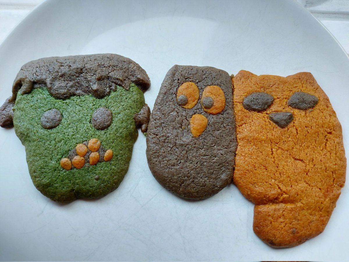 SwedishFoodGirl's tweet photo. 🎃 Pumpkin-spice shortbread

Recipe in thread 👇 https://t.co/NVvoRqz2tj