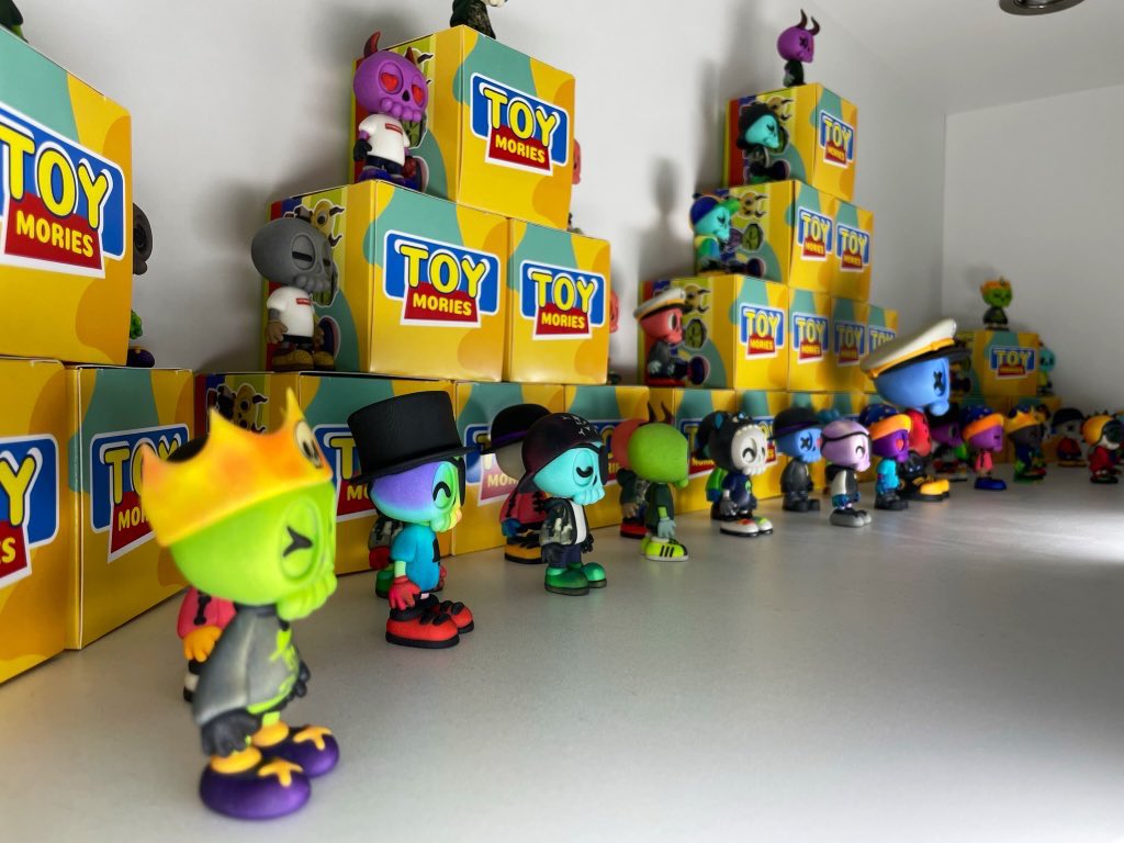 NFT2PRINTCOM's tweet image. 🤝🏼 thank you for all that are creatinf daily value! 

🏭 The Factory is manufacturing DAILY products

📦 The Factory is shipping DAILY 

🔑 acces the Factory

🎯 Create your toy of @ToyMories : toymories.nft2print.com