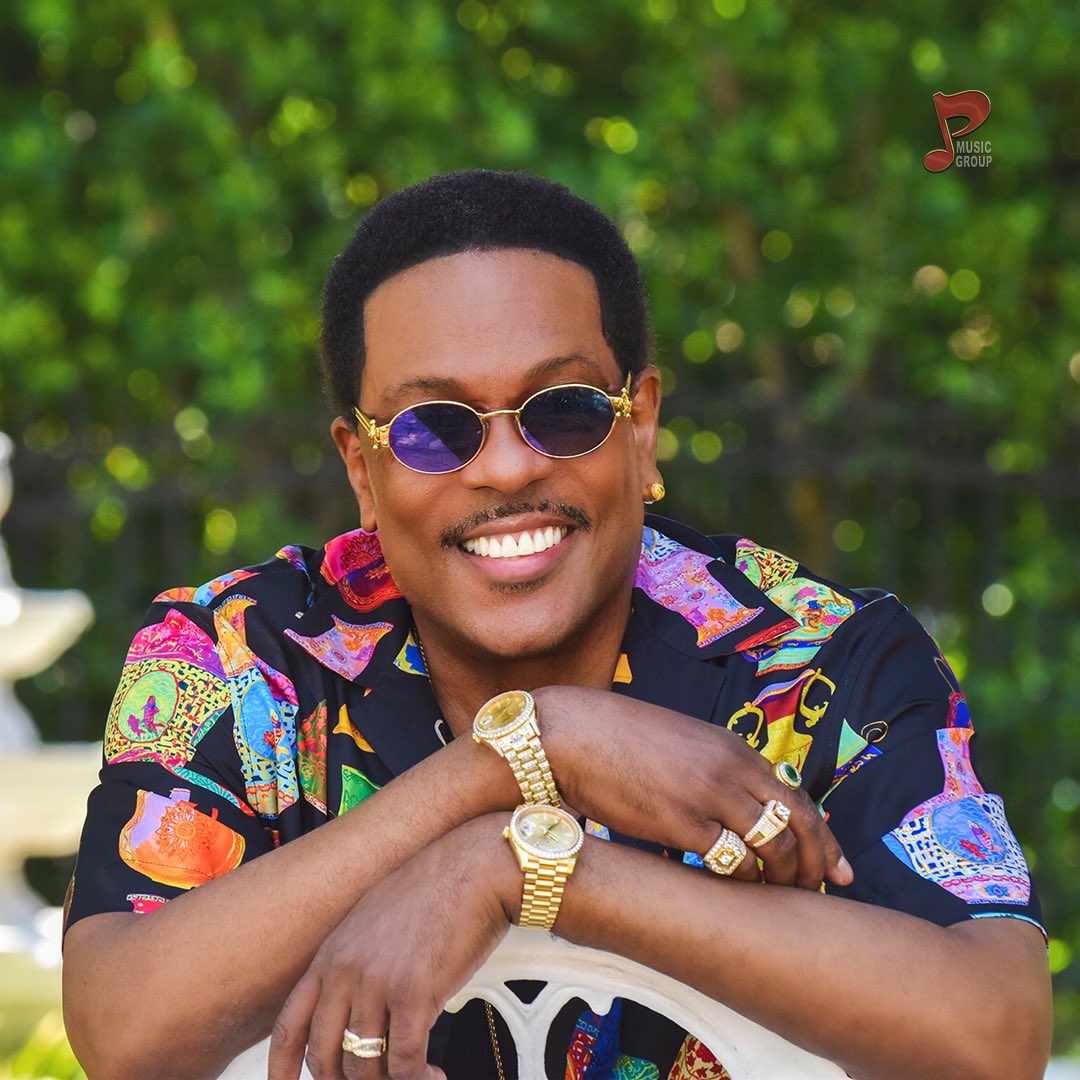 Charlie Wilson on Twitter: “Time to sit back and enjoy the weekend! 😎