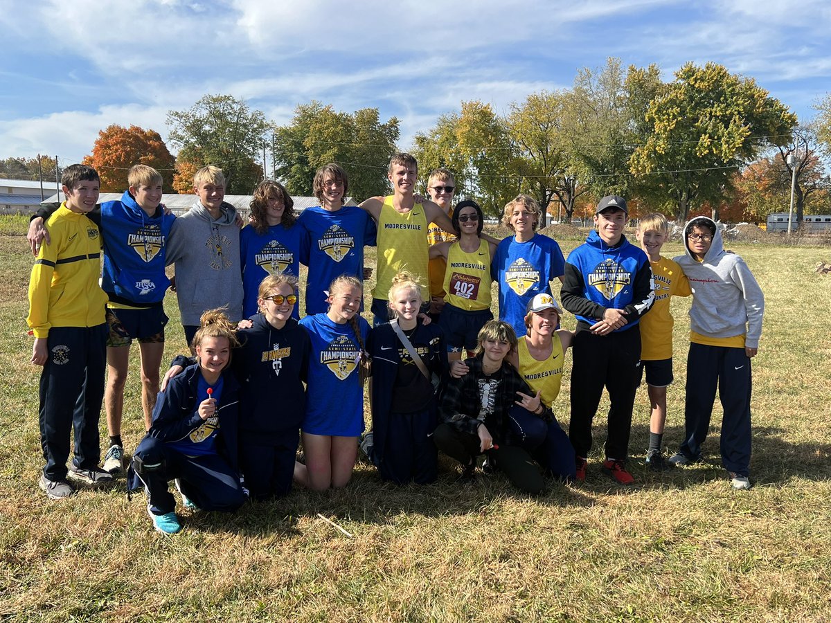 _CoachM's tweet photo. Boys team finishes 15th at Semi-State!

@Nate_Burns3 finished 18th overall and advances to next week’s State Finals for the 2nd year in a row! Nate becomes Mooresville’s 2nd 2️⃣ time state qualifier. 

@MHSBeMOORE 
@MrsvlPioneers https://t.co/ZJ6Ko0cJFk