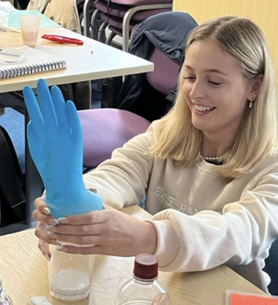 Deepings_ITT's tweet photo. Thanks so much to @NicolaBeverley1 for the fantastic primary science training to finish the half term! Enjoy the break everyone! X https://t.co/VfSDSDJMk3
