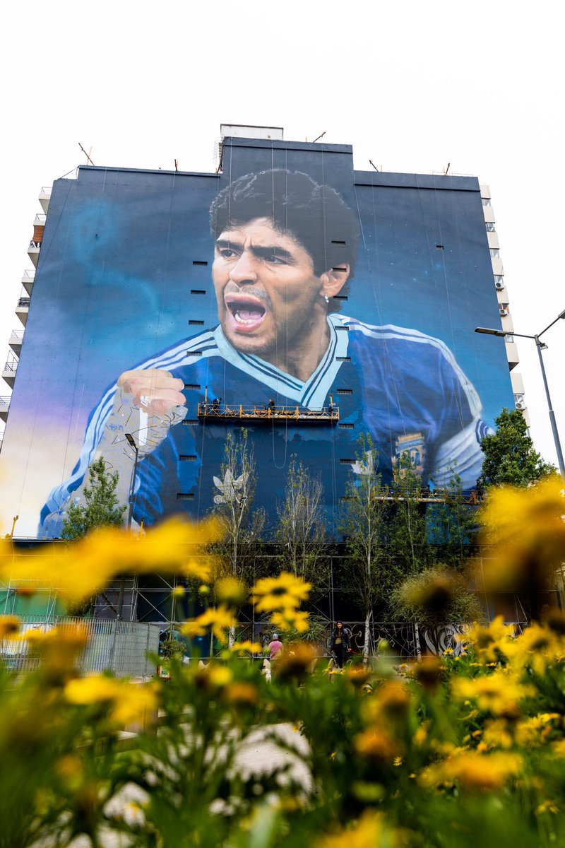 Pablospezzano's tweet photo. Constitución 🇦🇷 

🎨 @martinronmural 
📸 @lachinasanjuann https://t.co/Io2N4VW97i