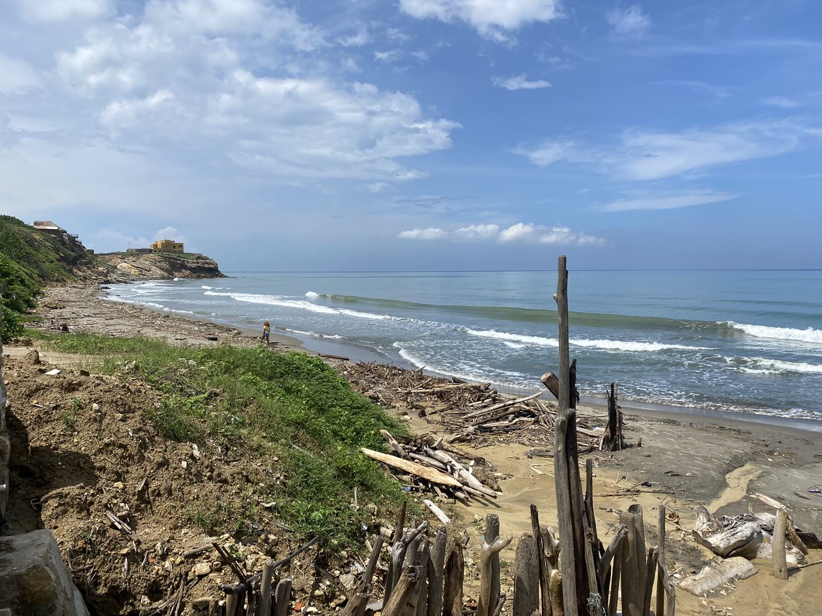 XaviMahalo's tweet photo. Mahalo Beach Club un pequeño gran paraiso de Mediterraneo en el Caribe 🏄❤️🧡👏 #mediterraneo #Caribe #atlantico #FelizSabado #unmomentomahalo #comidademar #playita https://t.co/n5c0OekTzF