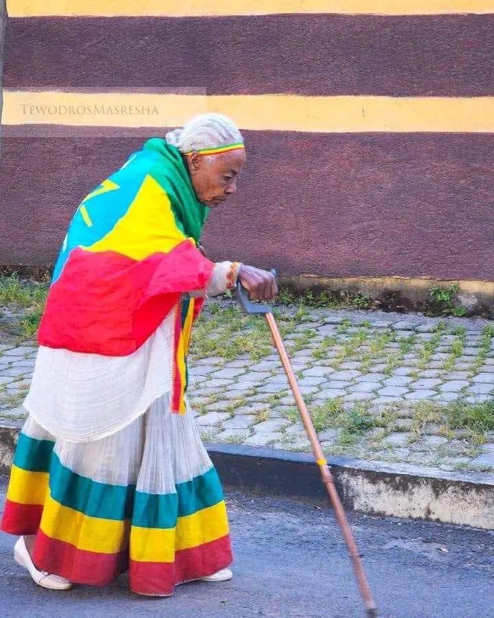 DendeaTaye's tweet photo. This is what it means to be an Ethiopian. We, the Ethiopians will never surrender even at the last minute no matter how hard the pressures could be! Let the enemies &amp; their agents know this! Very proud to be a citizen  of this resilient great nation! https://t.co/rpj1a7q4YB