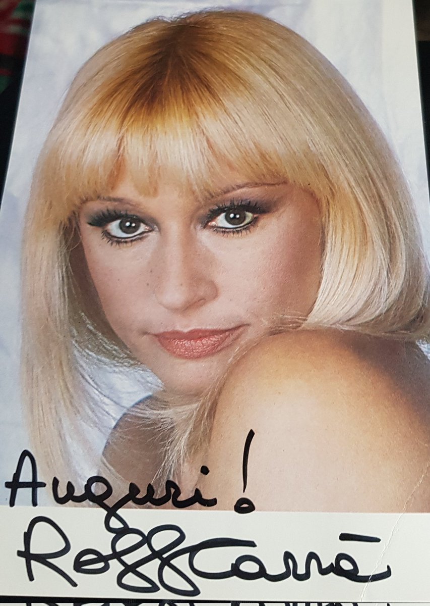 collectingsmile's tweet photo. 4030 #RaffaellaCarrà właśc. #raffaella #Maria

#autogramm #autograph #autograf 

 #Roberta #Pelloni – #włoska #piosenkarka , #tancerka i
@RaiUno https://t.co/vq7VGof7J4