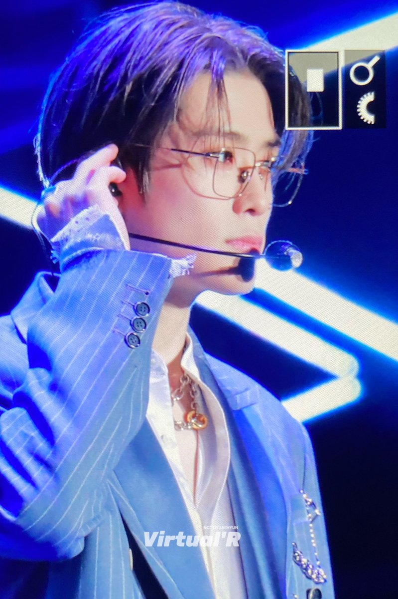jaehyun pics tweet media