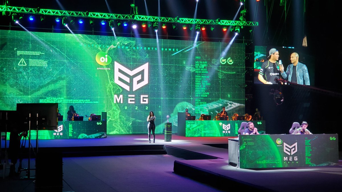 Acompanhando a final do CS feminino na MEG Latam! Geral mandando MUITO!