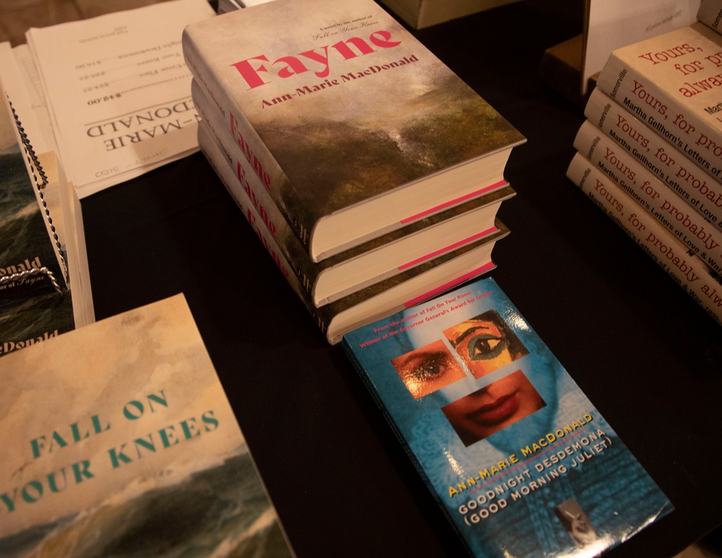 We had a fabulous time last night celebrating Fayne, Ann-Marie MacDonald's newest novel! 

Thank you to everyone who made it out, and to our fabulous hosts at  Trail Hub and to Knopf for helping us make this event happen! <a href="/blueheronbooks/">Blue Heron Books</a> 😊