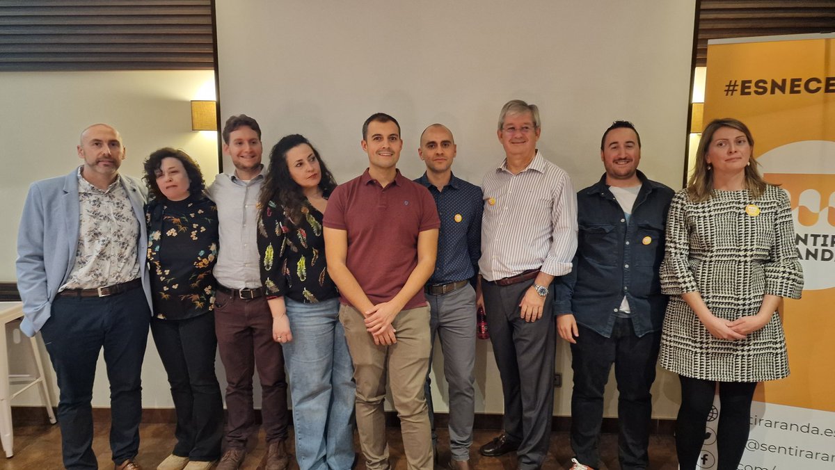SentirAranda's tweet photo. Juanma, Paz, Antonio, Elena, César, Hugo, José Ignacio, Guillermo y Belén.
Además de Ana María, Cristina y Samuel.
#EsNecesario #SentirAranda https://t.co/PaKoe5P8Av
