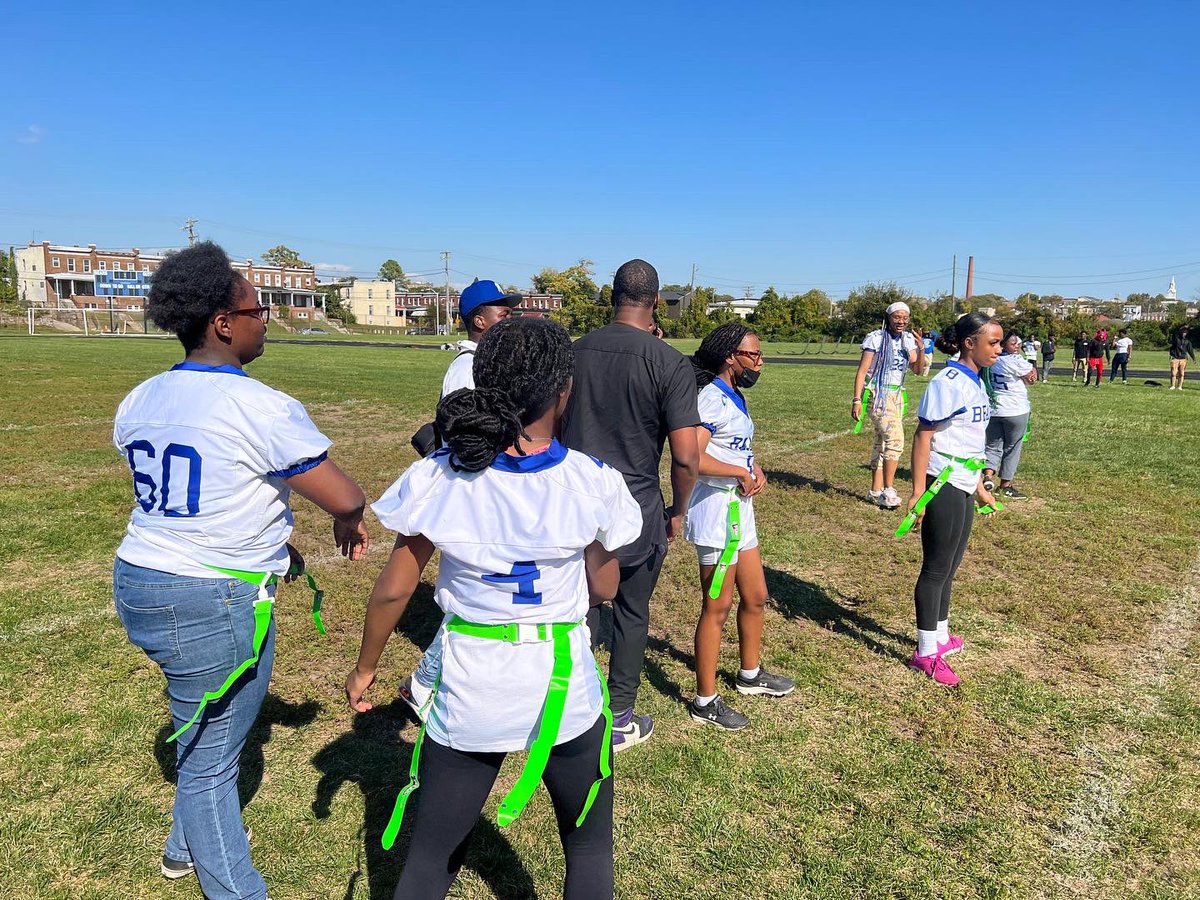 CarverVoTech454's tweet photo. Thank you #LadyBears🐻💙 for  participating in our annual #PowderPuffGame 🏈 during #HoCo2022. The #ClassOf2024 walked away with the win defeating the #ClassOf2023 14-0 this year

#TheCarverWay #flagfootball #highschool #BearPride🐻💙 #HomecomingWeek #BearNecessities🐻💙 https://t.co/Kx5gfzt3Vg