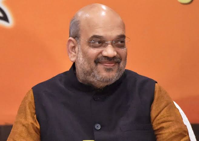 Raghuveergauta2's tweet photo. राष्ट्र, समाज व संगठन के सजग प्रहरी, भाजपा परिवार के वरिष्ठ सदस्य, माननीय केंद्रीय गृह एवं सहकारिता मंत्री श्री अमित शाह जी को जन्मदिन की हार्दिक बधाई!

प्रभु श्री राम आपको दीर्घायु, सुयशपूर्ण जीवन और उत्तम स्वास्थ्य प्रदान करें, यही कामना है।

@AmitShah https://t.co/Oqx28HFtQM