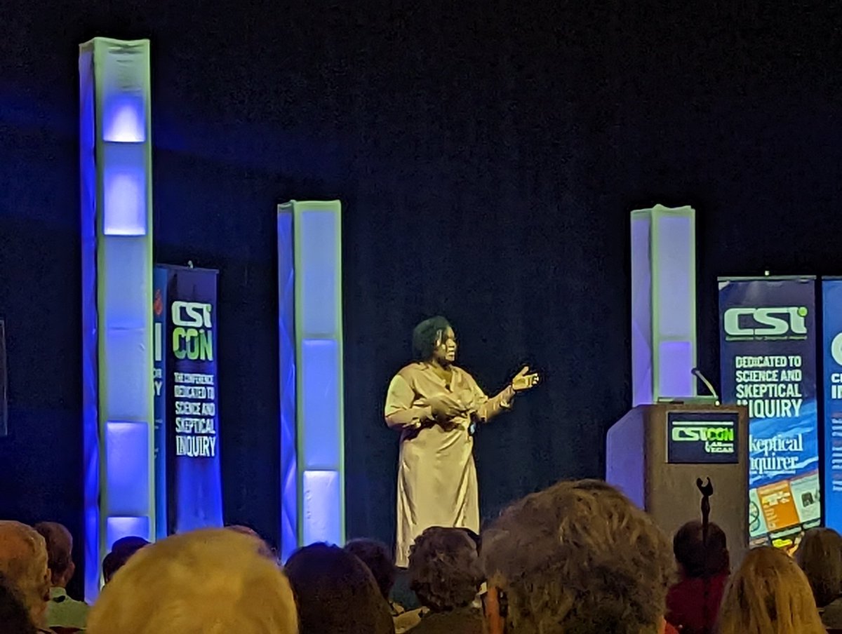 moolecular's tweet photo. Enjoying this talk by @OdaelysWalwyn at #CSICon22 "The Illusion of Accessibilty in STEM: COVID-19 Edition" https://t.co/umZCdZpZ3g