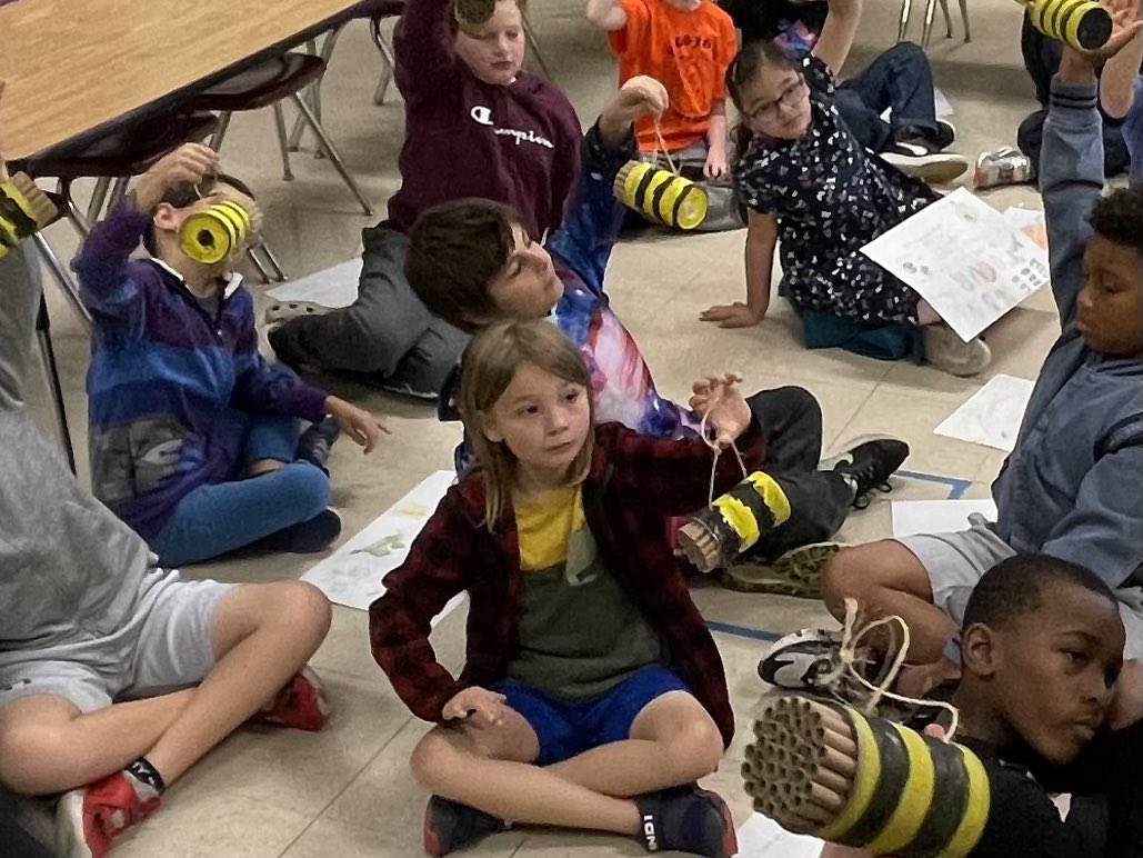 Carmel 4th graders have finished their Bee Hotels and are now eager to hang them where our native pollinators can enjoy some shelter from the winter cold!
#protectthepollinators <a href="/CarmelESColts/">CarmelElementary</a> <a href="/CherokeeSchools/">Cherokee Co. Schools</a> <a href="/drharcarik/">Michele Harcarik</a>  <a href="/Henderson4th/">Lea Henderson</a>