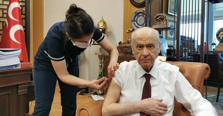 ajans_muhbir's tweet photo. 🗣️ AKP MKYK Üyesi Abdurrahman Kurt: 

"Bizim için Azerbaycan ne ise Kürdistan odur." https://t.co/mGJ0NwlU5X