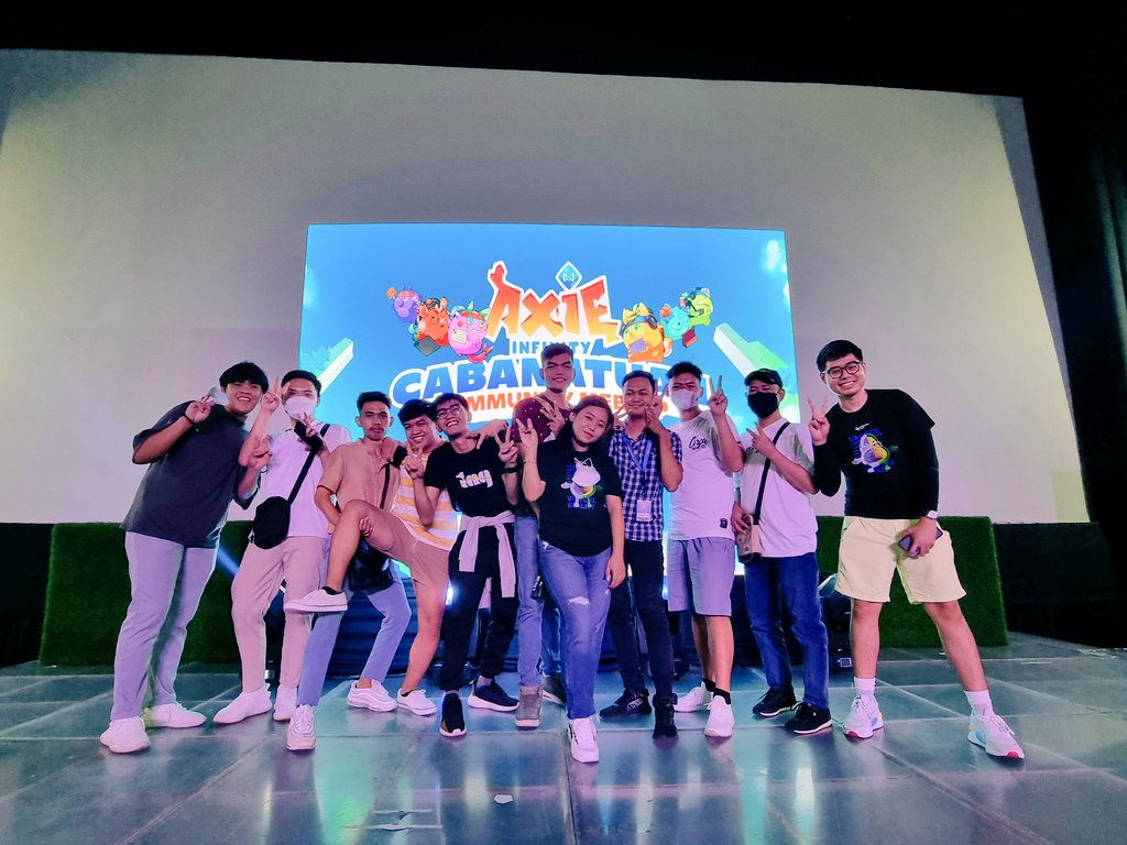 Luna121999's tweet photo. Thank you so much @Blockchain_SPC and @nixeniego for having this wonderful day at #CabsyCon and hello to @RavexGuildRDG π π₯
#SalamatAxie
#axieOrigin https://t.co/SRQ4npIasD