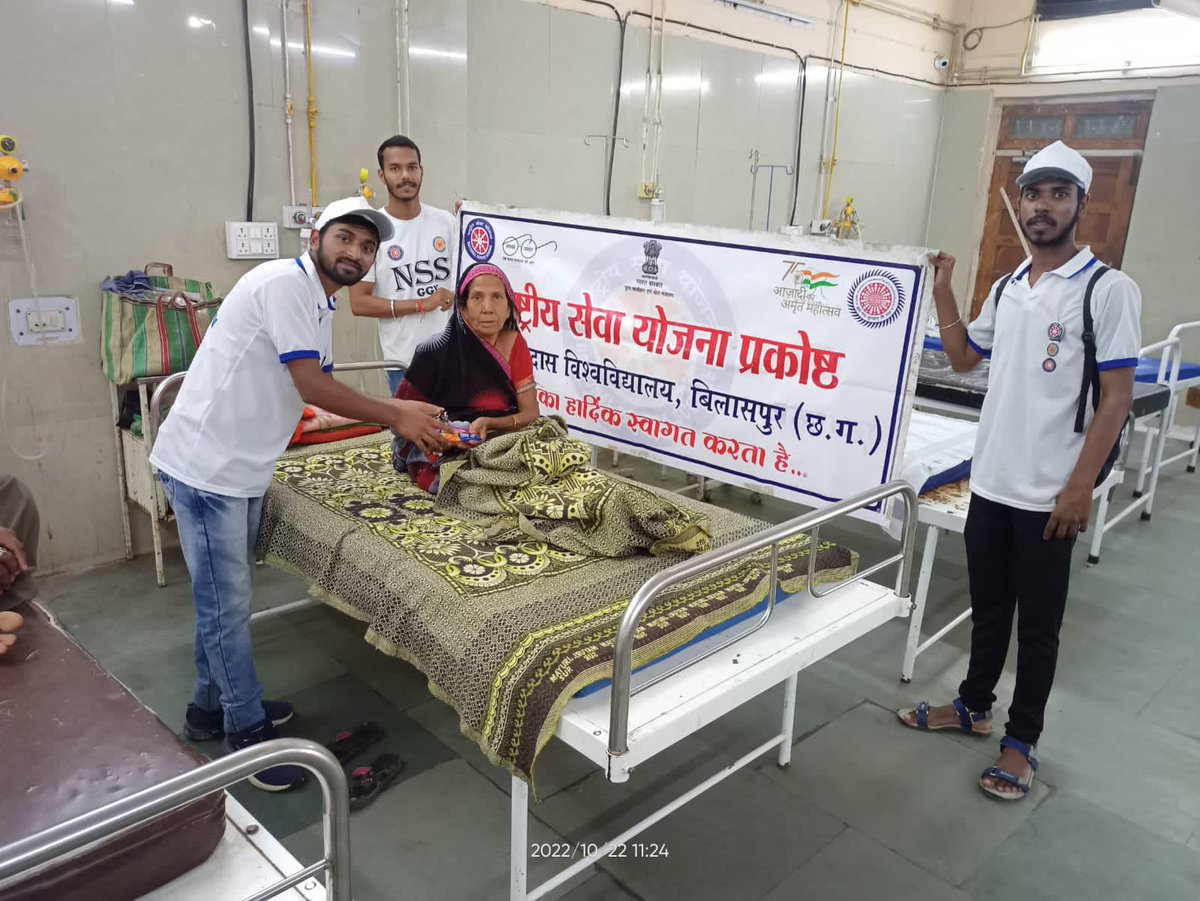 NikitaDahriya04's tweet photo. Diwali celebration in unique way. Khusiyo wali diwali NSS k sang
@nssggcuCG @ggv_smc @chakrawalalok @GovernorCG @NssChhattisgarh @askabir_ @NSSRDBhopal  @_NSSIndia @NssrdB @YASMinistry  @PMOIndia  @Nyksindia  @ianuragthakur @umeshpansari1 @pibyas  @MinistryWCD @smiritirani_ https://t.co/t3SBc8RVTY