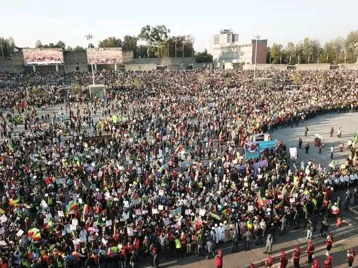 ethiopian_pres's tweet photo. Addis Ababa Cross Square, they protested the intervention of europa and held a rally to raise their voices against Rasachan's issue!
#NO MORE
#share_post https://t.co/jLuQuYvwiP