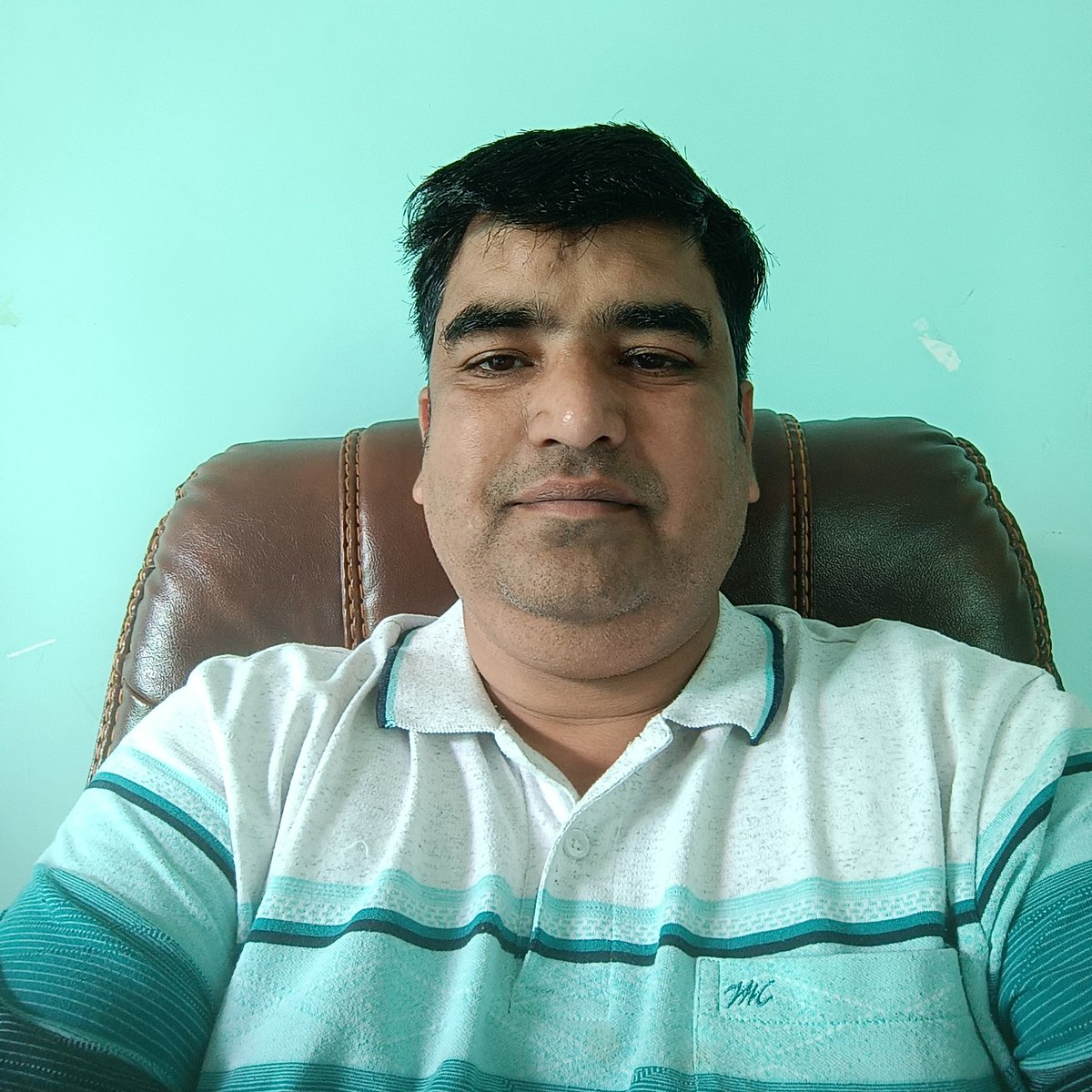 anmahalkar's tweet photo. #NewProfilePic https://t.co/DI3xS5ykFd