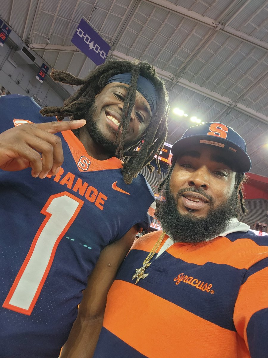 Only a sophomore @JayAlmighty6 NFl ready my Boi giving Clemson heavy smoke. #OrangeNation LesssssGoooo #CollegeGameDay stop playing pull up to the #JmaWirelessDome fumble for 6 & a pick 1st half.....SU headed to the CFP if they're ain no hate or politics involved......#1 Defense