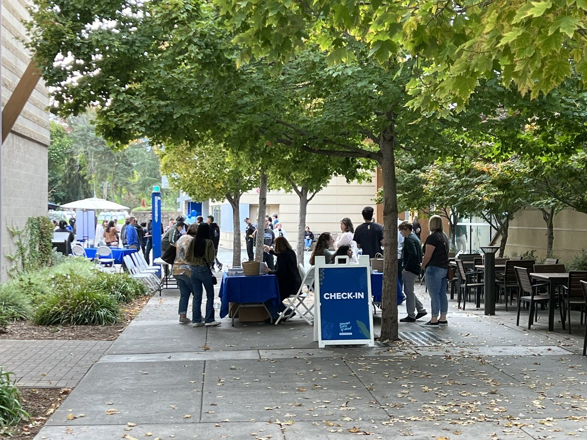RIOPEREZ's tweet photo. Fall is in the air @SSU_1961. Welcome to parent and family weekend and preview day! @SSU_Alumni in full force. #NomaRising #EducationIntoAction https://t.co/0JIlKOwYRW