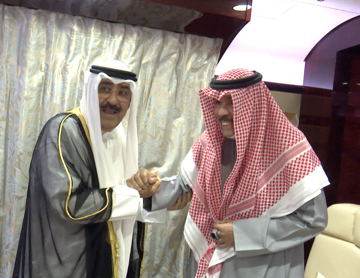 MarzouqAlghanim's tweet photo. بحفظ الله و رعايته ، عاد إلى أرض الوطن والدها أمير البلاد الشيخ نواف الأحمد الصباح مكللاً بثياب الصحه و العافية ، نسأل الله جلت قدرته أن يحفظ سموه ويرعاه، ويسبغ عليه موفور الصحة ،و ان يحفظ عضده الأمين سمو ولي العهد الشيخ مشعل الأحمد حفظه الله

حفظكم الله تعالى في الحل و الترحال https://t.co/R5F7fBKt33