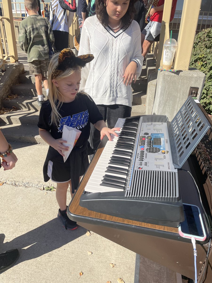 Danielle Heister tweet media