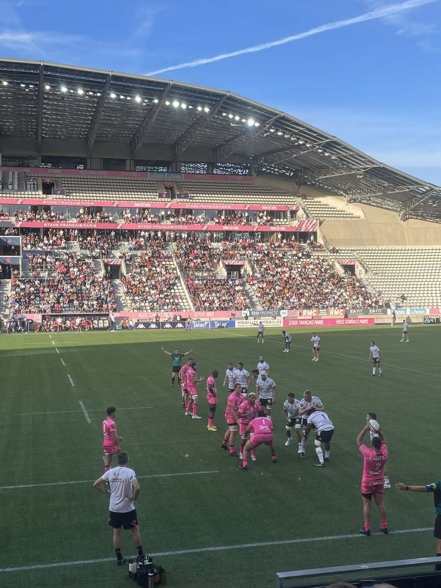 pybournazel's tweet photo. Très heureux d’avoir assisté au match #SFPCAB. Bravo au @SFParisRugby pour sa belle victoire. Un petit clin d’œil amical au @CABCLRUGBY #solidaritecorrezienne 👍 https://t.co/jug2Le265y
