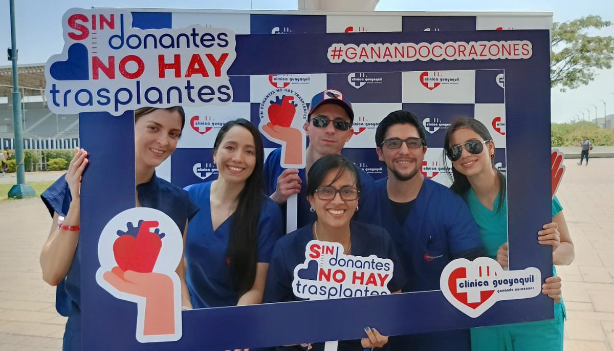 paomorejon's tweet photo. Promoviendo la donación y el trasplante‼️

#Ecuador 🇪🇨 súmate

DONAR SALVA VIDAS

@MoniGilbertO

Con los CardioBoys @AngelicaZarateZ @dr_arreaga_88 @solcito_mg 🫀
@lutib 

#SinDonantesNoHayTrasplante

@amandaasubiar @fabriciovelav @alexismoncayo @listadeesperaec https://t.co/ZfYBln2CR4