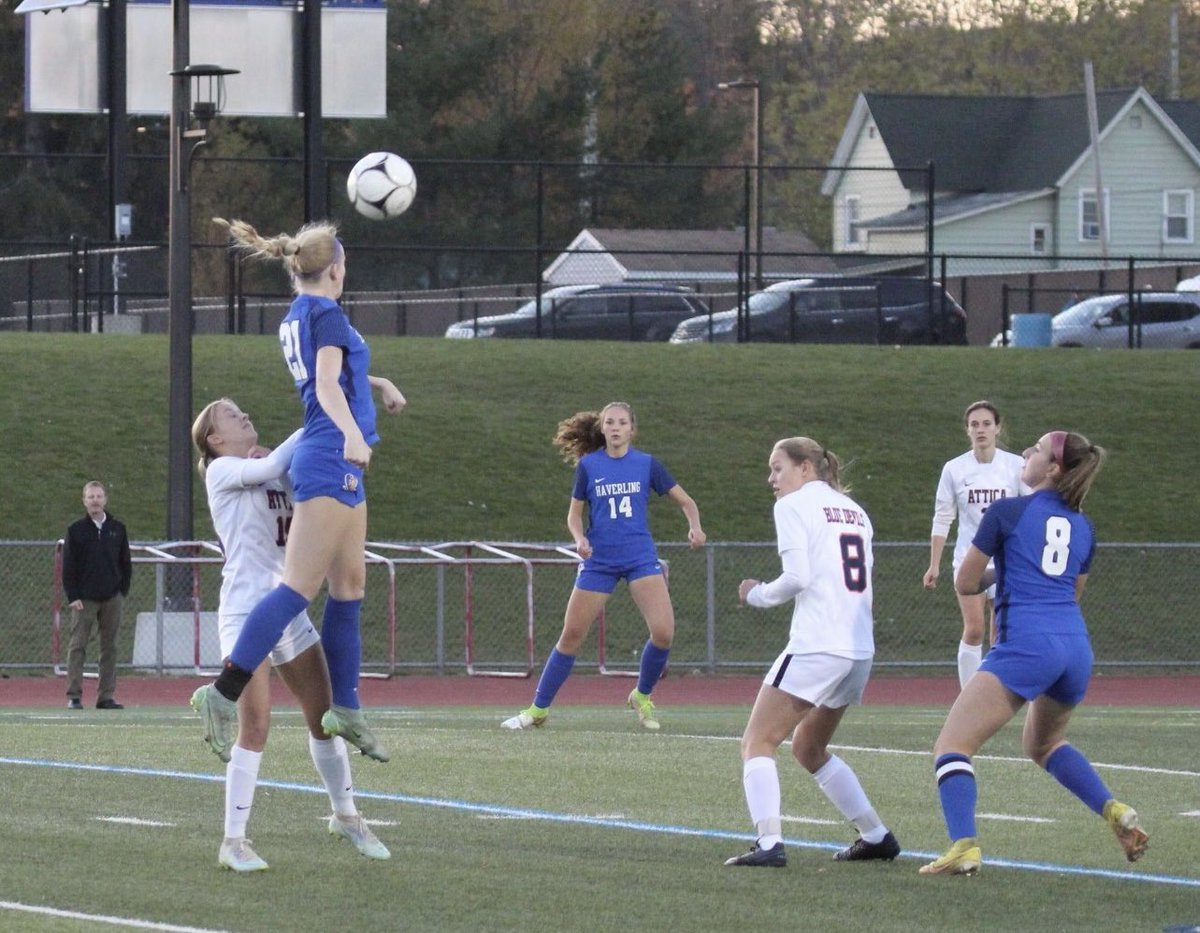 KeeganSmithGK24's tweet photo. Flying into the weekend LCAA Co-player of the Year and the ๐s are ranked #5 in NYS Class B at 17-0. #sectionvsoccer #wnyflash #gkunion #rampride https://t.co/sxqyFJyUOy