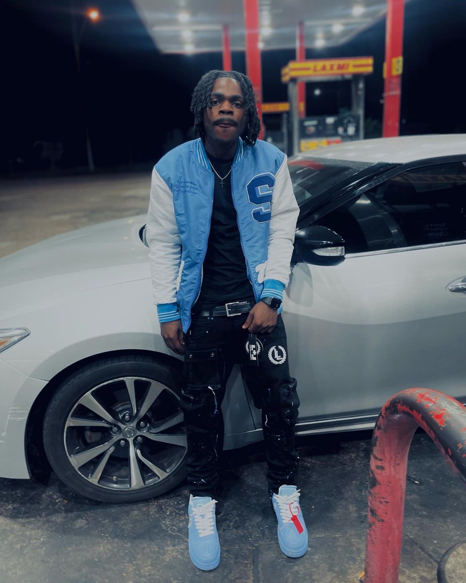 wunyia's tweet photo. This that 3️⃣ shii its a pharmacy pack🍼🥶 #YFN #SSO#33N9NE #339 #Offwhites🥶 https://t.co/exCSn4YGu1