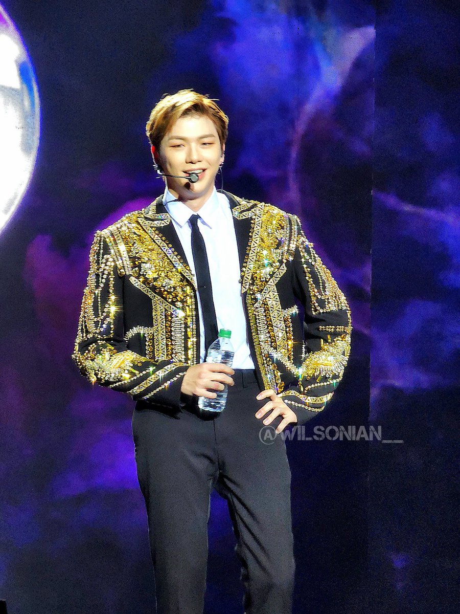 wilsonian__'s tweet photo. "The Flash"
Sheesh. 🔥🔥🔥
#KangDanielInManila 
#FirstParadeInManila 
#KangDaniel https://t.co/UvTxMubrHQ