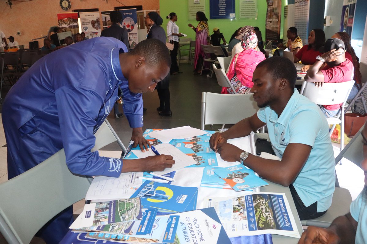 DovelandHighSch's tweet photo. The 2023 edition is already in the works. it promises to be our best yet.
#CollegeFair2022 #UniversityFair2022 #6thFormCollege #LoveDoveland #ExcellentSchool @EdUSAAbuja @UniKent @JestoneEdu @PadworthCollege @KedgeBS @CarletonUni @LancasterUni @DkIT_ie https://t.co/MN1hXbbZK5