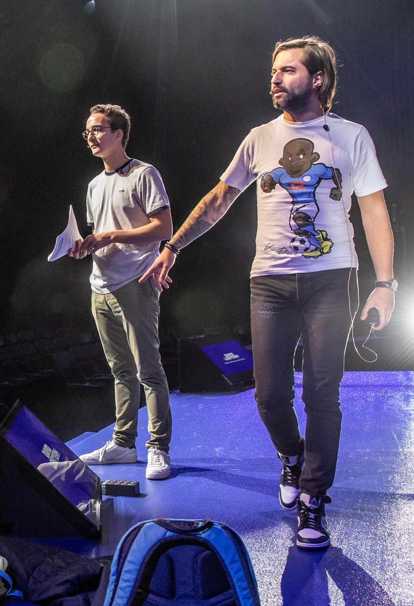 🇧🇪 Tout est prêt… Rendez-vous ce dimanche au <a href="/DocksBruxsel/">Docks Bruxsel</a> pour ensemble travailler à une nouvelle Belgique ! #PresidenceMR #fierdetreliberal #Belgium2030