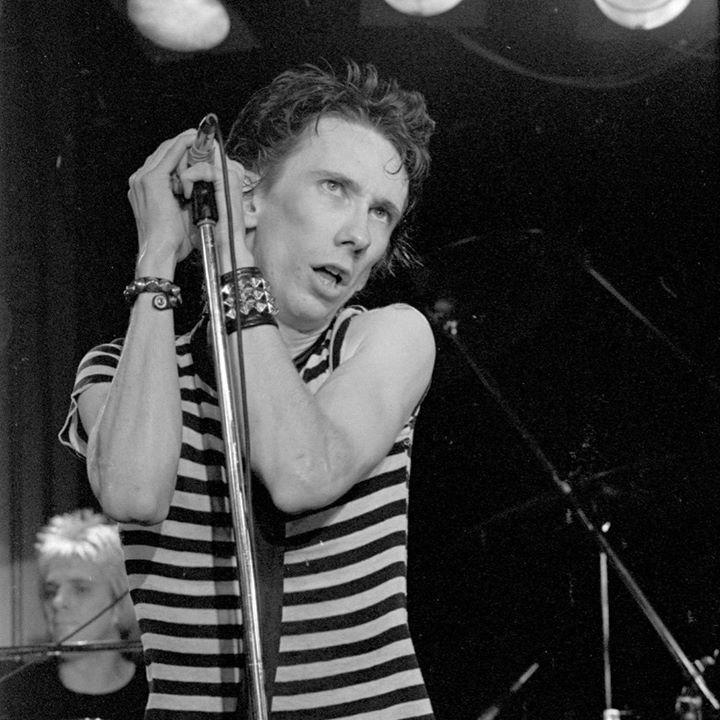 RockMusicAssoc's tweet photo. Happy Birthday to the late great Stiv Bators, vocalist and bandleader for the Dead Boys, Wanderers, Lords Of The New Church, just a skinny kid from Girard, Ohio with stars in his eyes, gone too soon. Born 10/22/1960. #StivBators #OhioRocks #RockHonorRoll https://t.co/ZCXIWsVedW