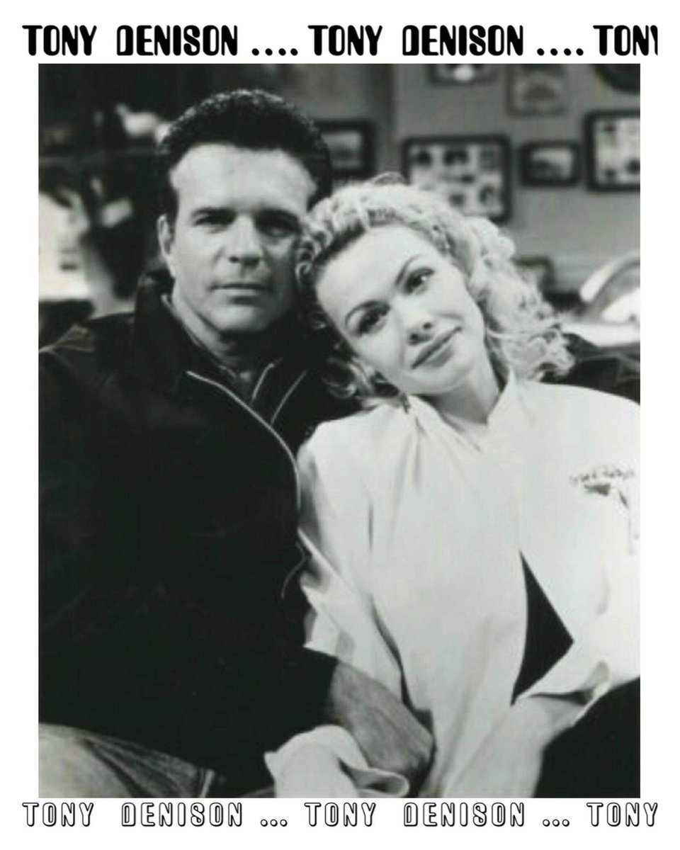 bridgette_TN's tweet photo. #SaturdayScene Love and Marriage 1996 😊😊 #TVSeries #GreatCharacters #PatriciaHealy as #AprilNardini and #TonyDenison as #JackNardini 📺🎥 https://t.co/ndrRbAumPi