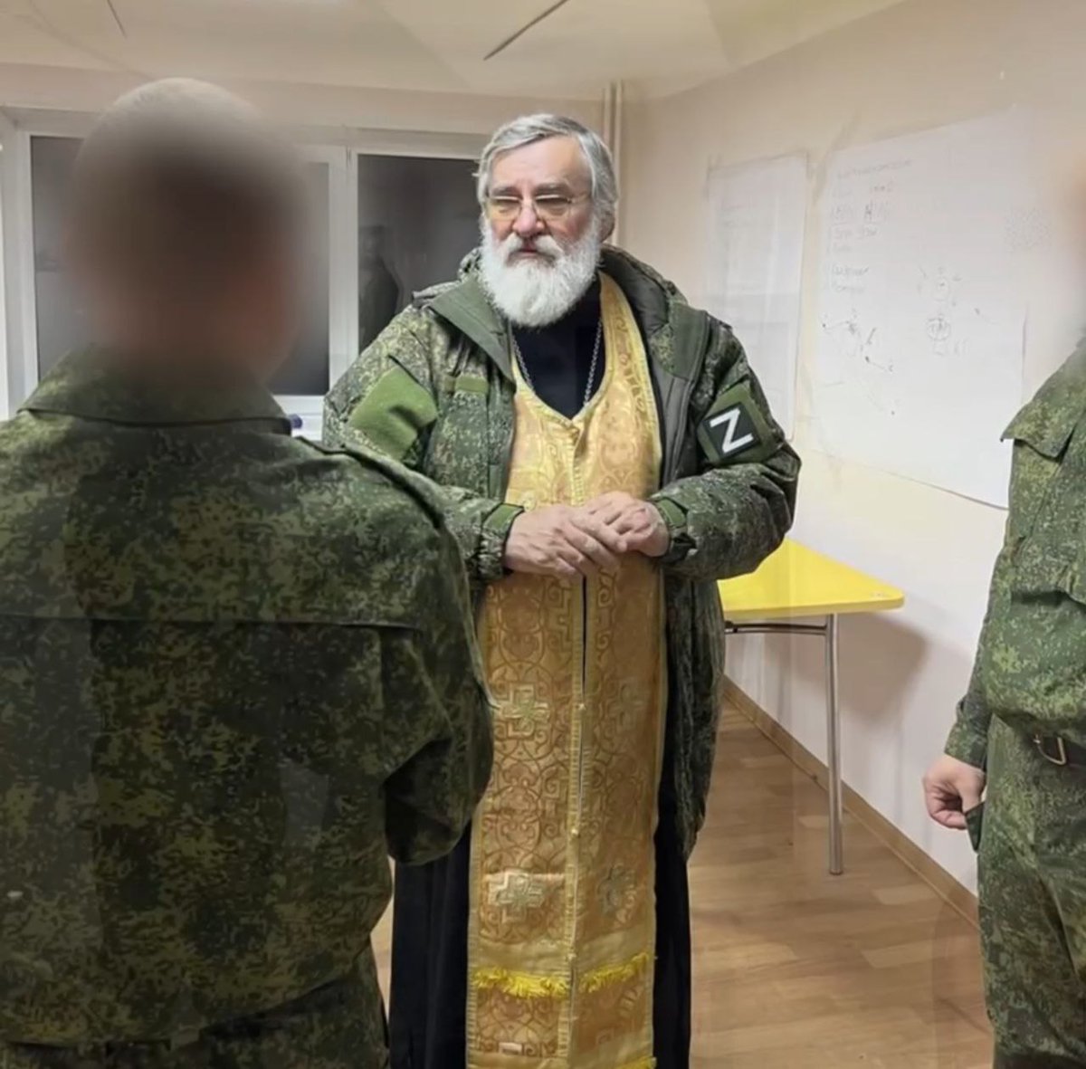 This is Metropolitan Ioann of Belgorod blessing mobilised Russian troops ahead of their departure to Ukraine I hope for their sake that they're unaware of him also blessing the Kursk submarine in 1995... t.me/sotaproject/48…