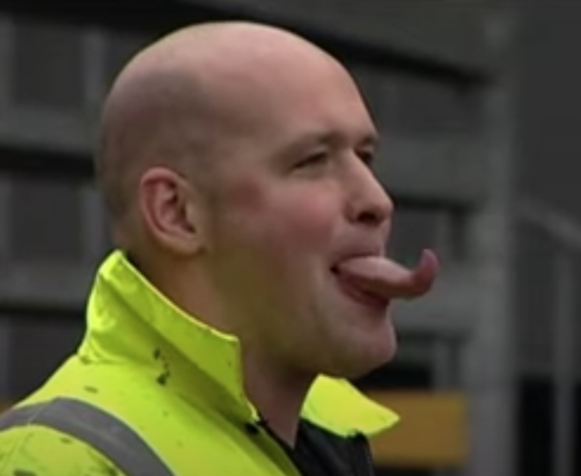 Still makes me laugh, even though I say so myself.  youtube.com/watch?v=Ne6RfD…