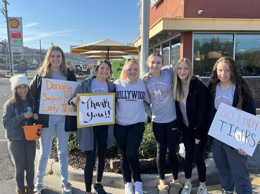 MeigsWBB's tweet photo. Big thank you to Decatur McDonaldโs for sponsoring the Lady Tigers pancake breakfast this morning!
#GreaterDecatur #LadyTigerHoops
๐๐
https://t.co/P9QO7IYrYv