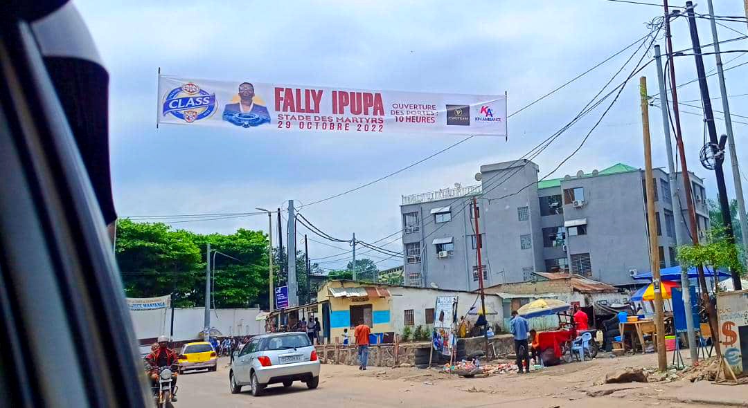 pakonss's tweet photo. La plus grande discothèque de la #RDC #KinAmbiance Ambiance Premium de #Kinshasa, Partenaire indéfectible de #MutzigClass, révèle la #Class en toi, soutient le concert de @fallyipupa01 le 29 octobre 2022 au Stade des Martyrs. RDV ce samedi 21h00 pour un replay 100% TOKOOOS💖 https://t.co/h4KEKuQHxx