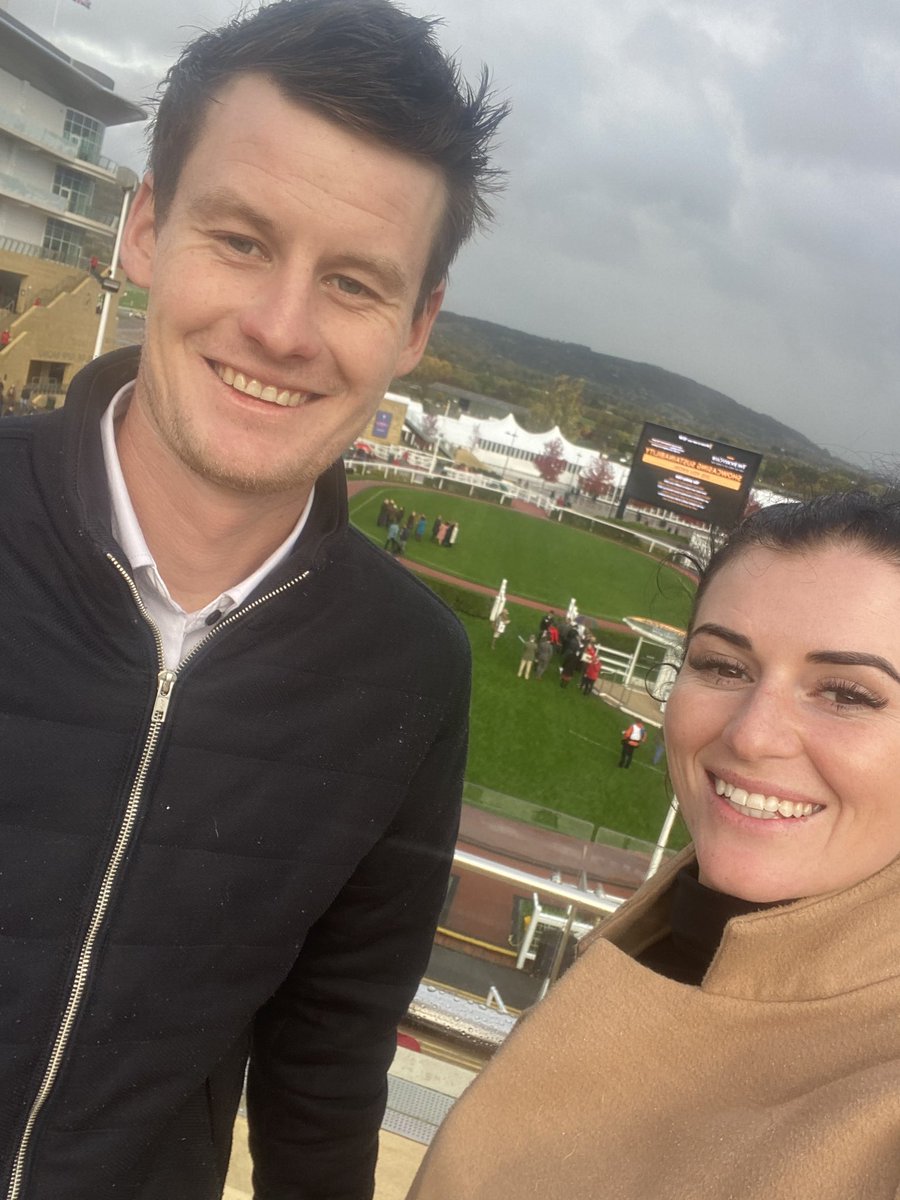 EmilyJRF's tweet image. Cheltenham Races ticketed off the bucket list for the New Zealander 🇳🇿 ❤️ 
We had an awesome day even with a drizzle through the day! 🏇🧲
@ReeceCo05140272